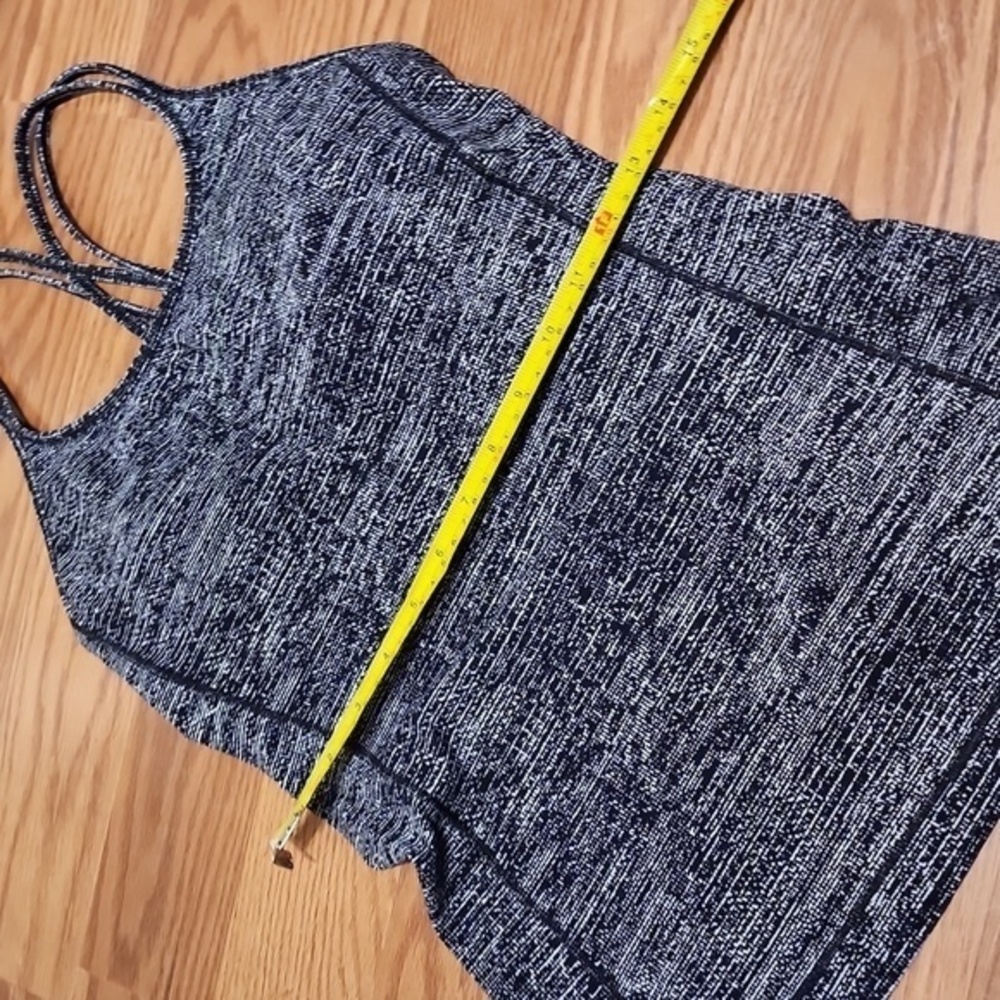Lululemon Racerback top‎ size 4 - Picture 7 of 8